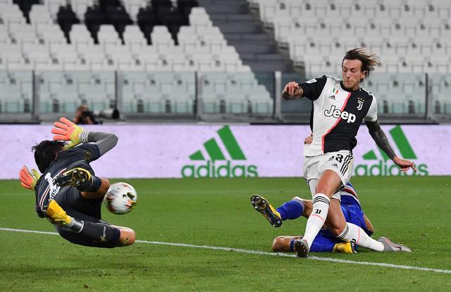 利兹联主帅：战胜蓝军让球队重获信心，利物浦能拿到欧冠席位（利兹联主帅：击败蓝军重振士气，利物浦有望锁定欧冠名额）